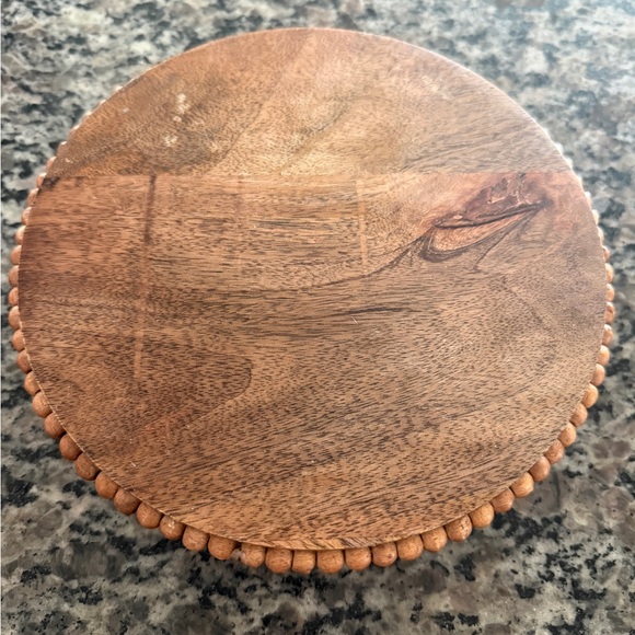 Round rustic wooden riser - Picture 2 of 5